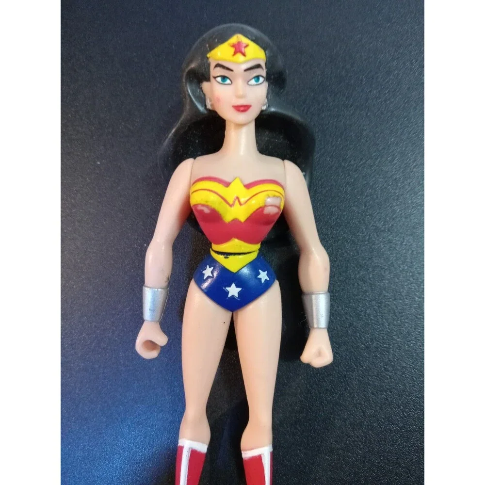 DC Universe Justice League  Wonder Woman Action Figure 4